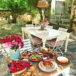 Zeytin Hotel 3*