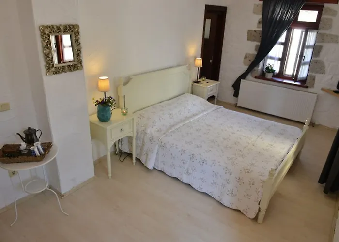 Zeytin Hotel 3*