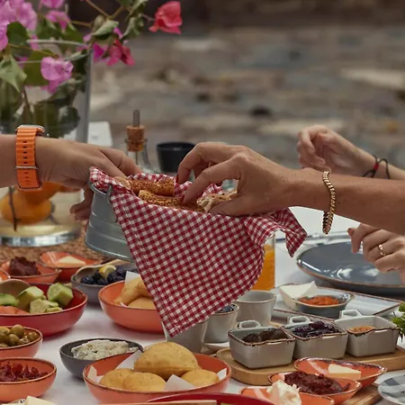 Zeytin 3* Alacati
