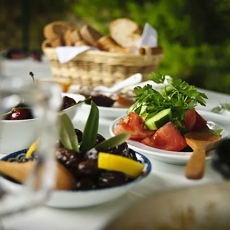 Zeytin Hotel 3*